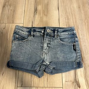 EUC Silver Lacy Girls Jean Shorts Size 6